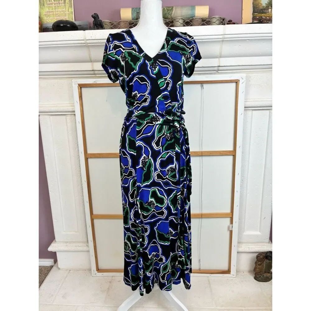 Chico’s Travellers Belted floral V-Neck Faux Wrap Maxi Dress w/Pockets!